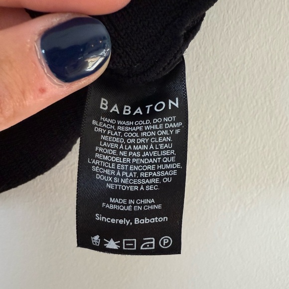 BABATON crop black top size L - Picture 5 of 6